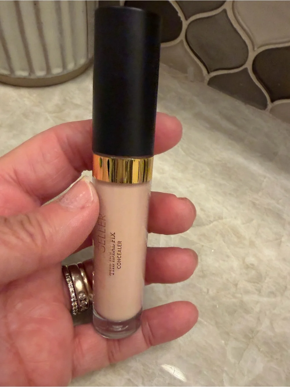 Laura Gellar and Erinde concealer and contour stick bundle 98% full